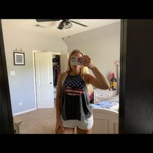 super cute fourth of july top!